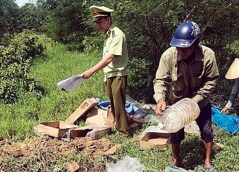 phat hien va tieu huy 300 kg chan ga dong lanh khong ro nguon goc