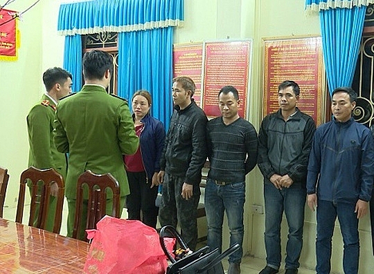 triet pha soi bac ngay can tet thu 2 khau sung va 59 kg phao lau