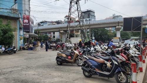 Thí điểm thu phí trông giữ xe cho khách đi tàu Cát Linh - Hà Đông trong 3 tháng