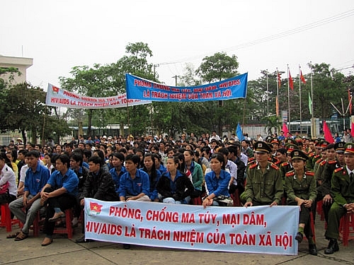 tang cuong tuyen truyen phong chong te nan xa hoi trong cong nhan vien chuc lao dong