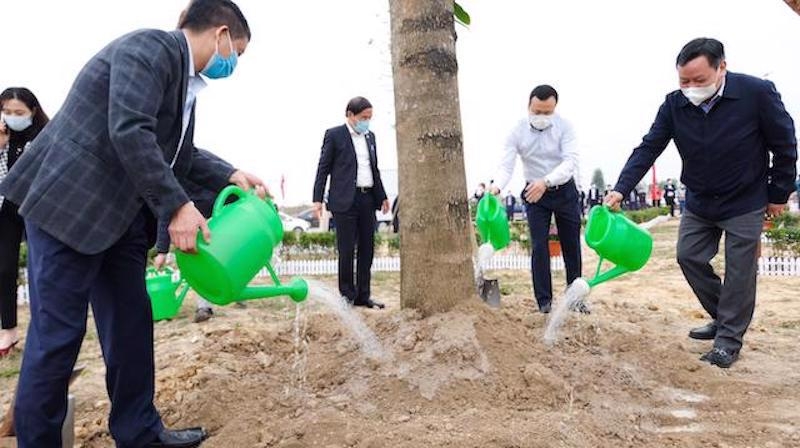 Lãnh đạo TP Hà Nội tham dự Tết trồng cây Xuân Tân Sửu 2021 tại huyện Sóc Sơn. Ảnh: Lâm Nguyễn.
