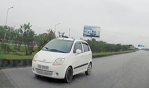 xu ly nghiem tai xe o to chay nguoc chieu tren cao toc ha noi thai nguyen