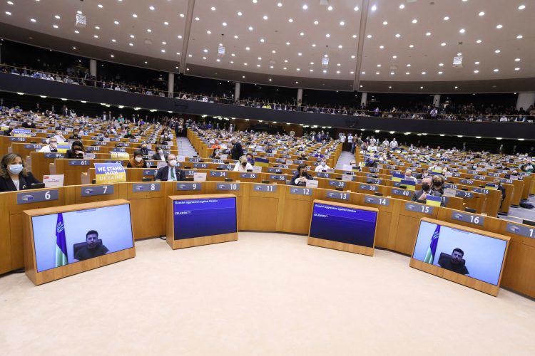 Nghị viện châu Âu thông qua nghị quyết trừng phạt Nga