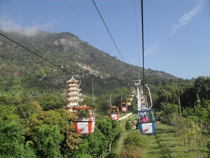 11 loai cong trinh phai quan trac khi tuong thuy van