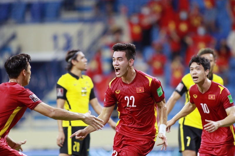 ĐT Việt Nam chốt danh sách đăng ký thi đấu với UAE: Những tuyển thủ trụ cột nào vắng mặt?