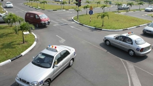 Hà Nội: Tổ chức lại sát hạch, cấp giấy phép lái xe từ ngày 20-10