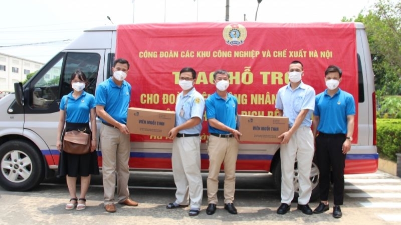 Hà Nội: “Xe buýt siêu thị 0 đồng” hỗ trợ người lao động khó khăn