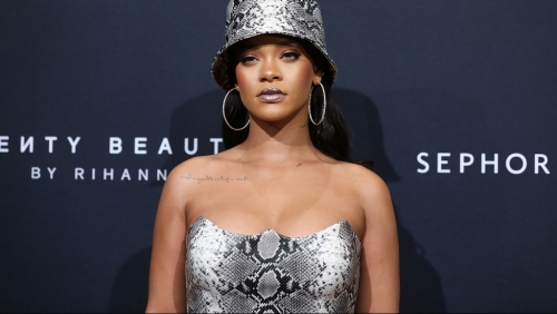 Rihanna là nữ ca sĩ giàu nhất thế giới