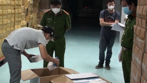 Bộ Công an thu giữ gần 10.000 hộp thuốc Trung Quốc được quảng cáo chữa Covid-19
