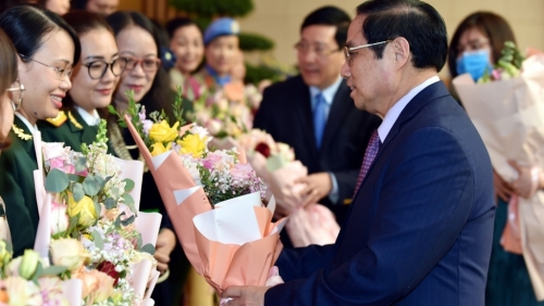 Thủ tướng Phạm Minh Chính: Còn nhiều việc phải làm để chị em phụ nữ có cuộc sống tốt đẹp hơn