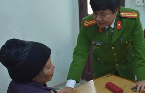 Vụ bà nội giết cháu 20 ngày tuổi: Lời khai của “thầy bói”...