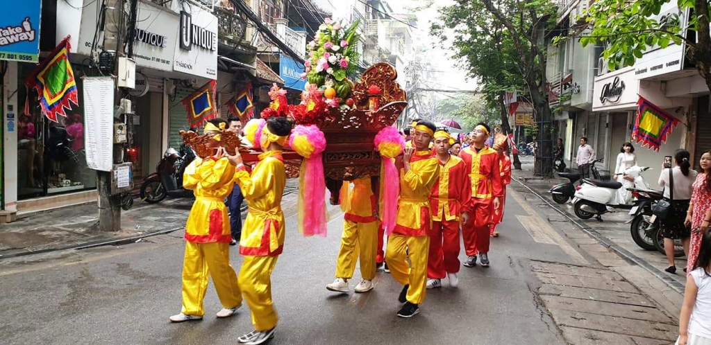 tung bung le hoi truyen thong dinh yen thai nam 2019