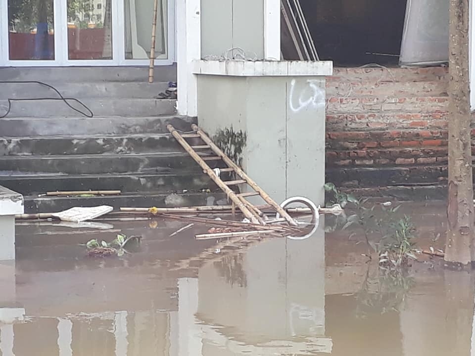 nuoc tran vao nhung can biet thu cao cap