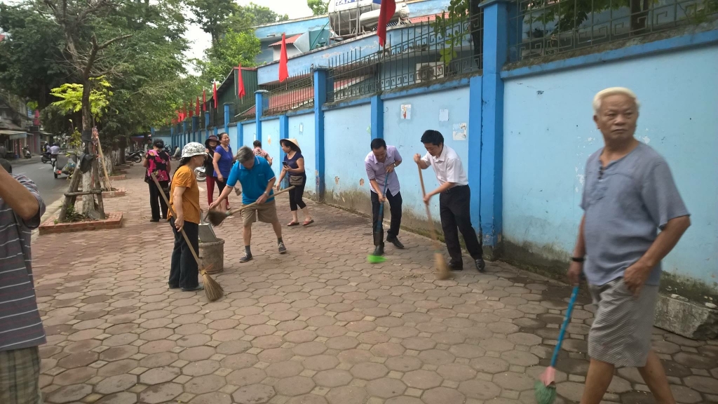 Phường Kim Giang: Hiệu quả từ công tác xã hội hóa vệ sinh môi trường hieu qua tu cong tac xa hoi hoa ve sinh moi truong