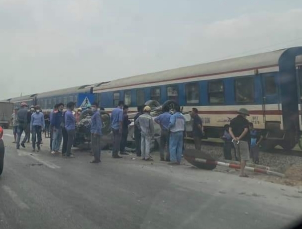 Tai nạn trên tuyến đường sắt Bắc – Nam khiến 2 người bị thương
