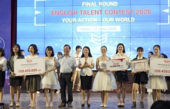 Trường THPT Thường Tín và Học viện Tài chính giành giải nhất cuộc thi Tài năng Anh ngữ học sinh, sinh viên Thủ đô