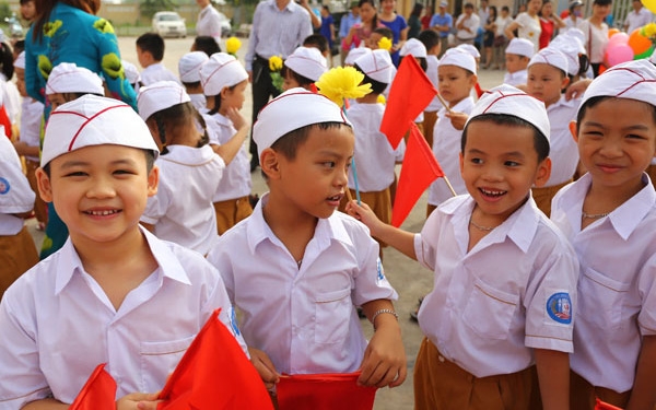 Hà Nội: Sau lễ khai giảng, các trường tổ chức sinh hoạt đầu năm trực tuyến cho học sinh Hà Nội: Sau lễ khai giảng, các trường tổ chức sinh hoạt đầu năm trực tuyến cho học sinh