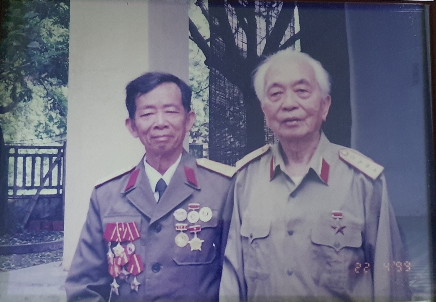 Đại tá Nguyễn Bội Giong - Người sống cùng lịch sử