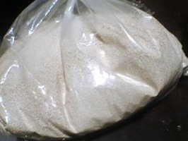 ghe nguoi voi mon quay duoc lam bang bot khai