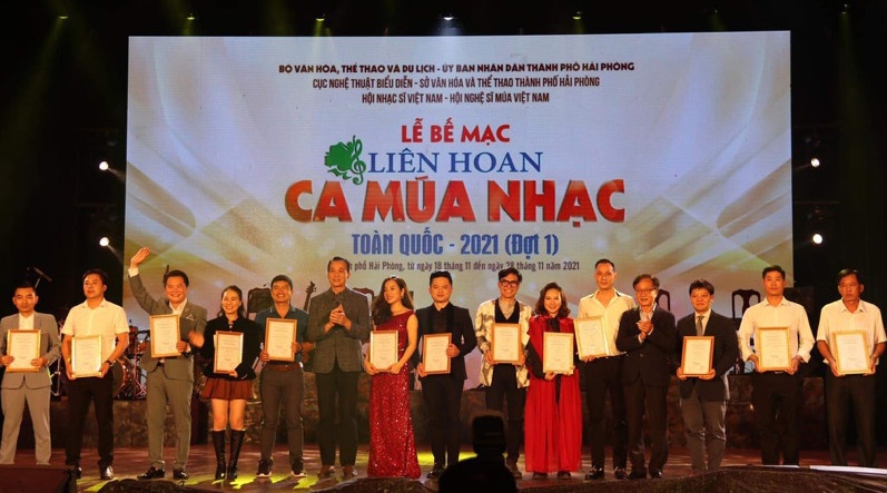 Nhà hát Ca múa nhạc Thăng Long đạt Huy chương Vàng tại Liên hoan Ca múa nhạc toàn quốc 2021