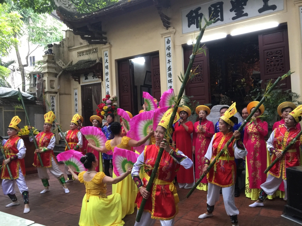 Sôi nổi ngày hội giỗ tổ làng nghề đúc đồng Ngũ Xã soi noi ngay hoi gio to lang nghe duc dong ngu xa