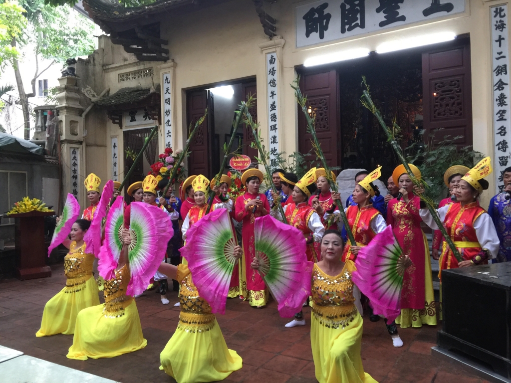 Sôi nổi ngày hội giỗ tổ làng nghề đúc đồng Ngũ Xã soi noi ngay hoi gio to lang nghe duc dong ngu xa