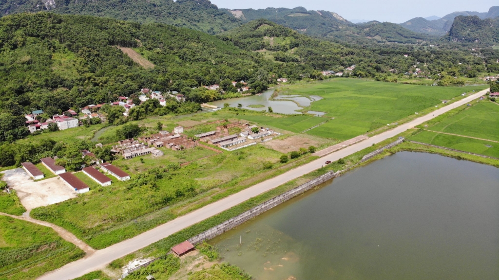 Dự án xây dựng Nhà máy xi măng Thanh Sơn đã bỏ hoang hơn 10 năm qua