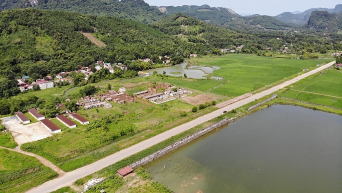Dự án xây dựng Nhà máy xi măng Thanh Sơn đã bỏ hoang hơn 10 năm qua