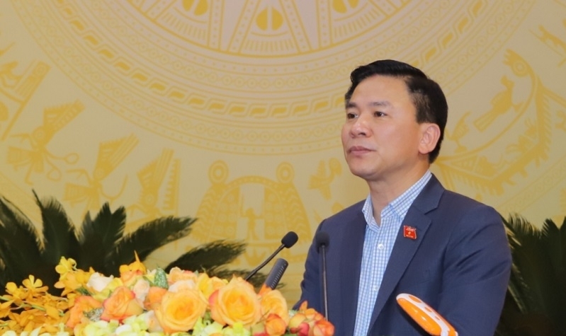 Đồng chí Đỗ Trọng Hưng, Bí thư Tỉnh ủy, Chủ tịch HĐND tỉnh chủ tọa kỳ họp