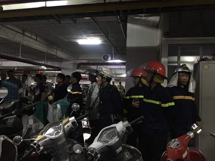 Cháy tầng hầm chung cư Hapulico: Hệ thống báo cháy bị lỗi? chay tang ham chung cu hapulico he thong bao chay bi loi