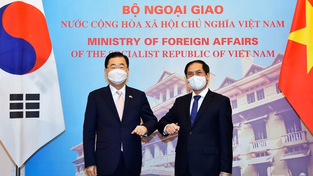 Việt Nam - Hàn Quốc ký Bản ghi nhớ về Chương trình ứng phó Covid-19