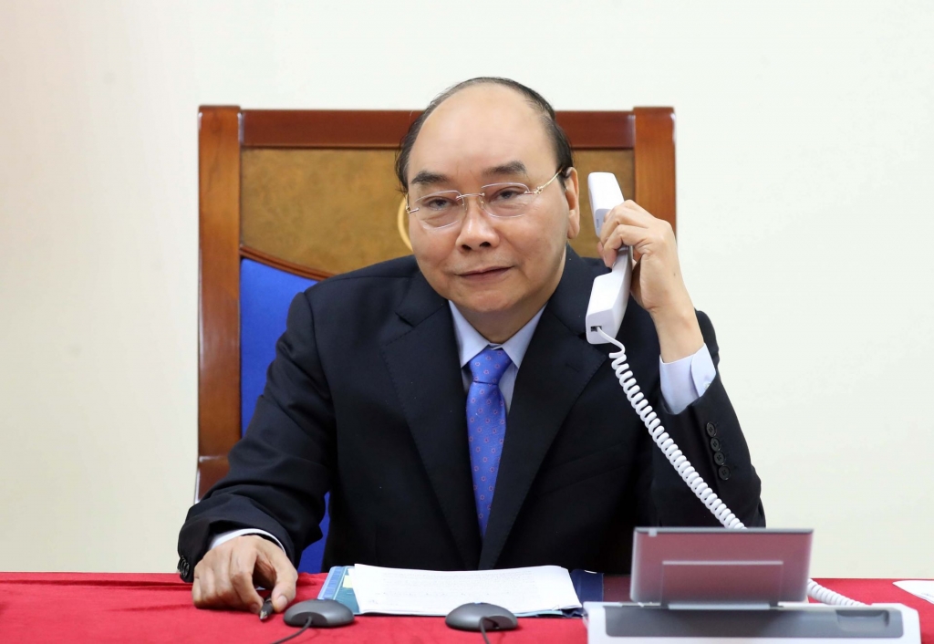Chủ tịch nước Nguyễn Xuân Phúc điện đàm với Tổng thống đắc cử Hàn Quốc Yoon Suk-yeol