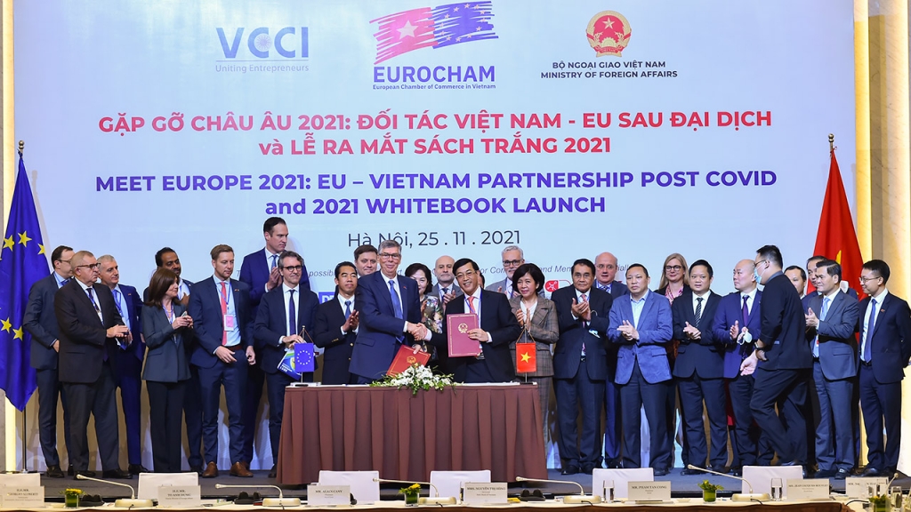 “Gặp gỡ Châu Âu 2021: Đối tác Việt Nam – EU hậu Covid-19 và công bố sách Trắng EuroCham 2021”