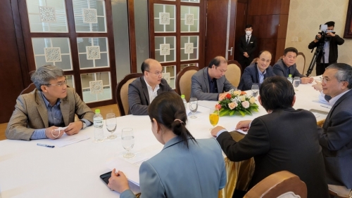 Thứ trưởng Bộ Ngoại giao Nguyễn Quốc Dũng thăm và làm việc tại tỉnh Nghệ An