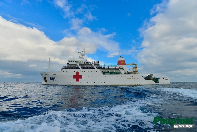 Cận cảnh tàu quân y 561 - bệnh viện trên biển hiện đại nhất Việt Nam can canh tau quan y 561 benh vien tren bien hien dai nhat viet nam
