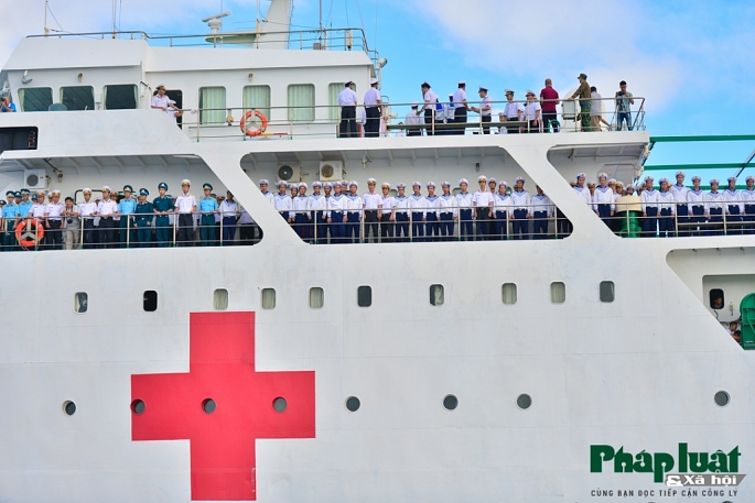 Cận cảnh tàu quân y 561 - bệnh viện trên biển hiện đại nhất Việt Nam can canh tau quan y 561 benh vien tren bien hien dai nhat viet nam