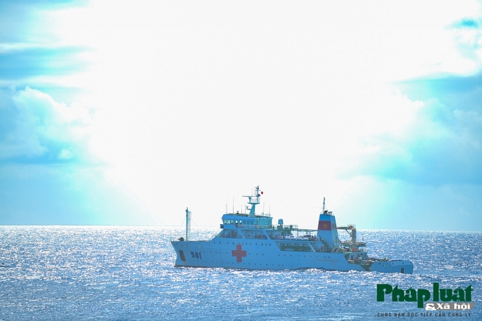 Cận cảnh tàu quân y 561 - bệnh viện trên biển hiện đại nhất Việt Nam can canh tau quan y 561 benh vien tren bien hien dai nhat viet nam