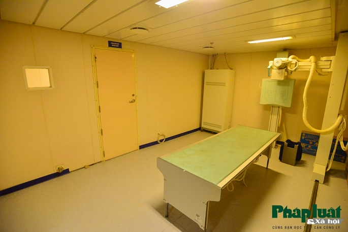 Cận cảnh tàu quân y 561 - bệnh viện trên biển hiện đại nhất Việt Nam can canh tau quan y 561 benh vien tren bien hien dai nhat viet nam