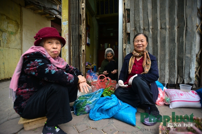 co mot con pho mang ten ngay quoc te phu nu o ha noi