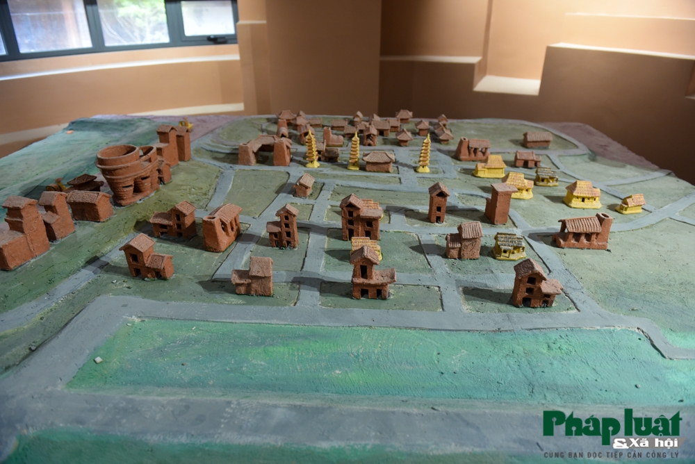 Khám phá nhà gốm trăm tỷ tại Bát Tràng Khám phá nhà gốm trăm tỷ tại Bát Tràng