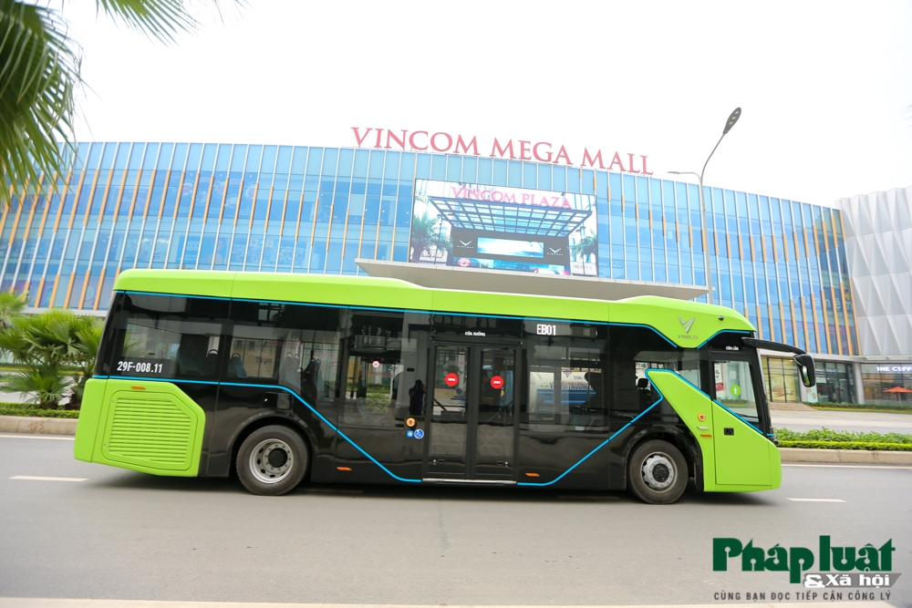 Chính thức chạy thử xe buýt điện đầu tiên tại Việt Nam