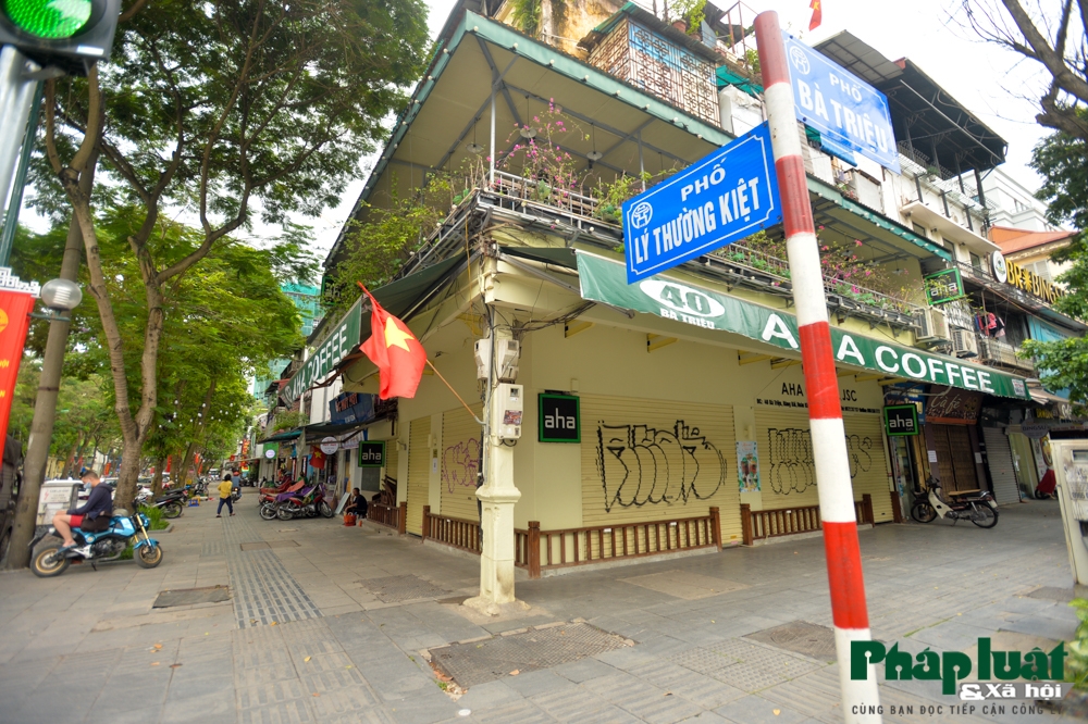 Hàng quán Hà Nội tiếp tục thực hiện đóng cửa, không phục vụ tại chỗ