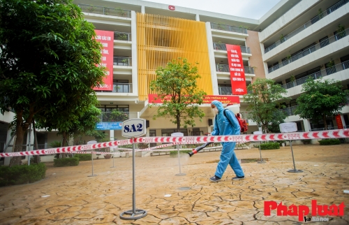 Hoàn thành công tác phun khử khuẩn các điểm thi vào lớp 10 tại Hà Nội