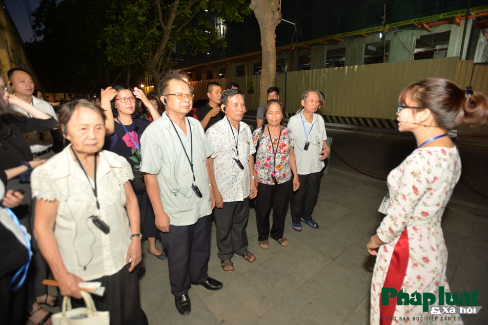 Ấn tượng và ý nghĩa tour đêm khám phá nhà tù Hoả Lò an tuong va y nghia tour dem kham pha nha tu hoa lo