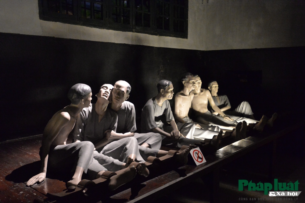 Ấn tượng và ý nghĩa tour đêm khám phá nhà tù Hoả Lò an tuong va y nghia tour dem kham pha nha tu hoa lo