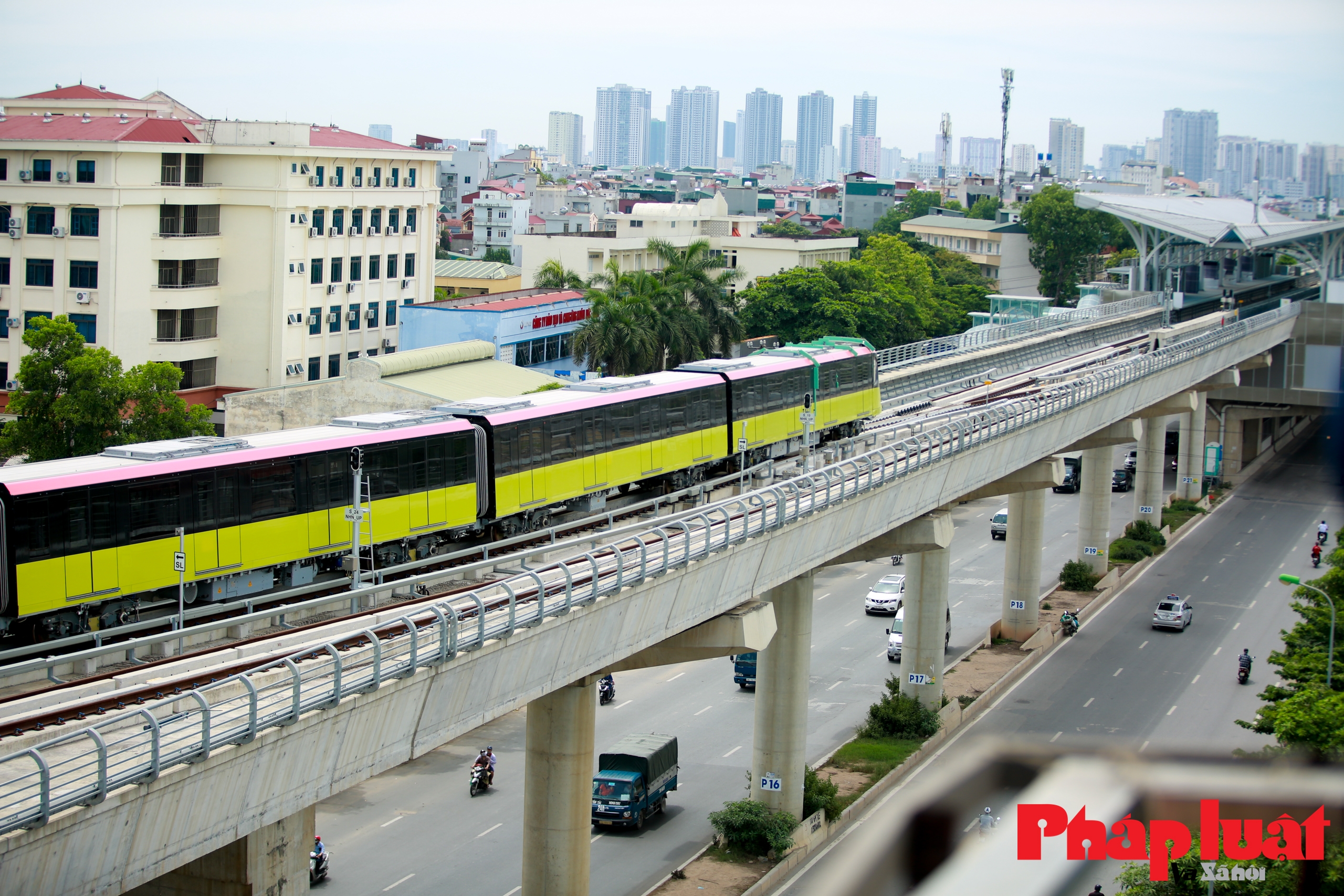 Tàu Metro Nhổn   Ga Hà Nội chính thức chạy thử