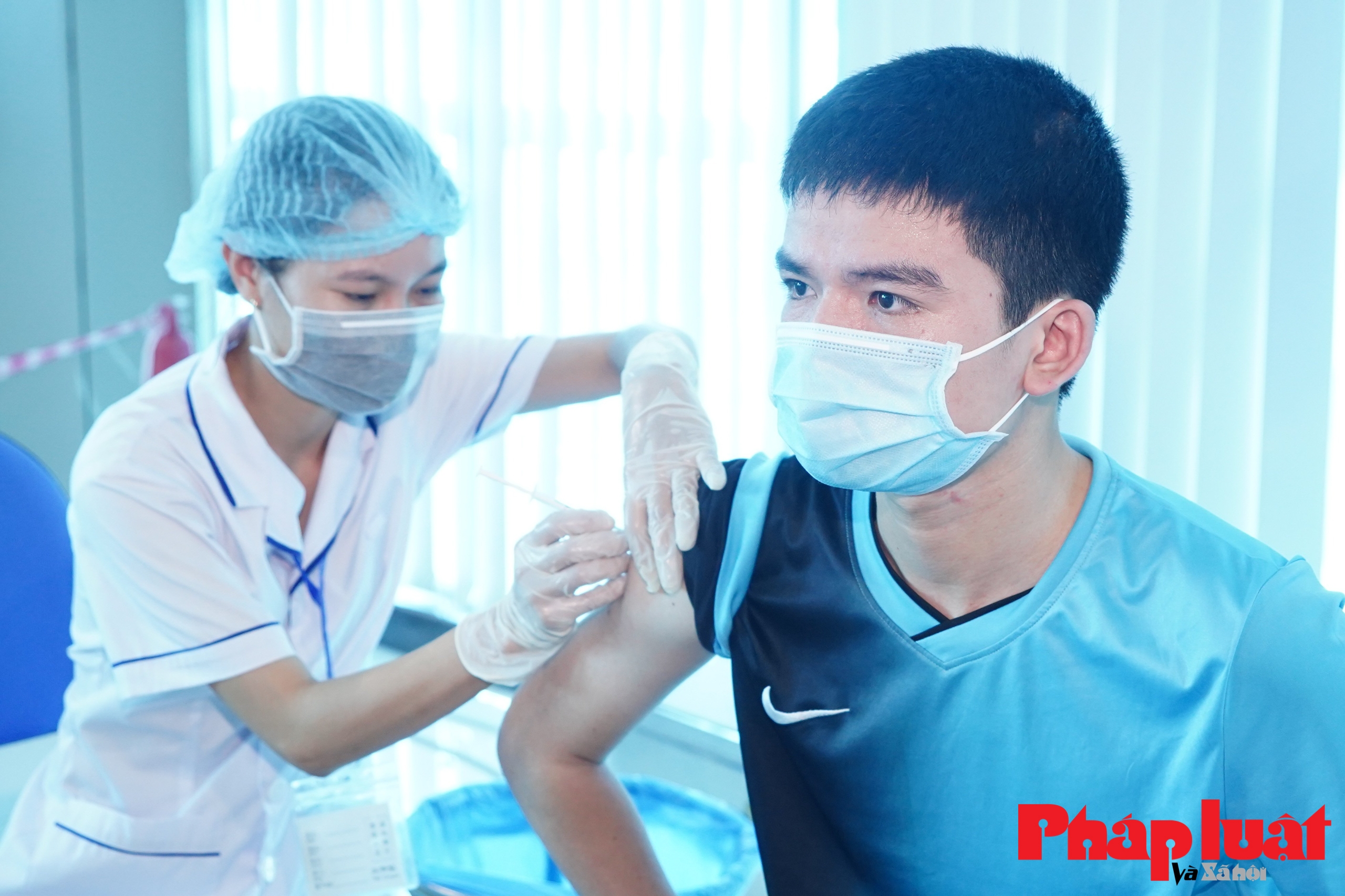 Hà Nội: Tiêm vắc -xin phòng COVID-19 cho hàng nghìn công nhân tại khu công nghiệp
