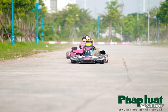 Đột nhập nơi đào tạo các tay đua F1 nhí tại Hà Nội dot nhap noi dao tao cac tay dua f1 nhi tai ha noi