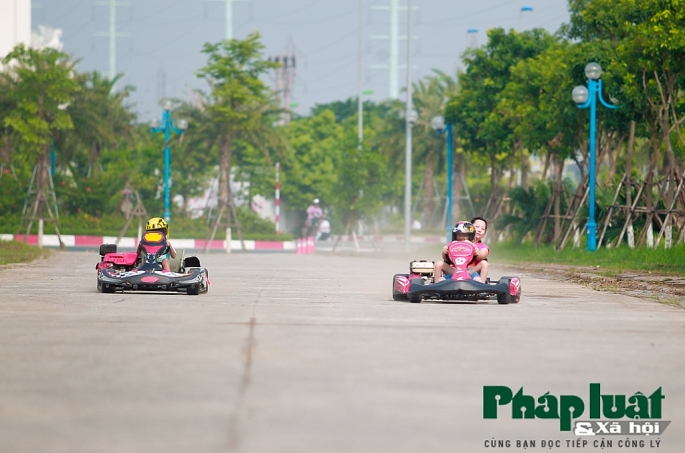 Đột nhập nơi đào tạo các tay đua F1 nhí tại Hà Nội dot nhap noi dao tao cac tay dua f1 nhi tai ha noi