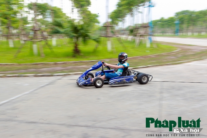 Đột nhập nơi đào tạo các tay đua F1 nhí tại Hà Nội dot nhap noi dao tao cac tay dua f1 nhi tai ha noi